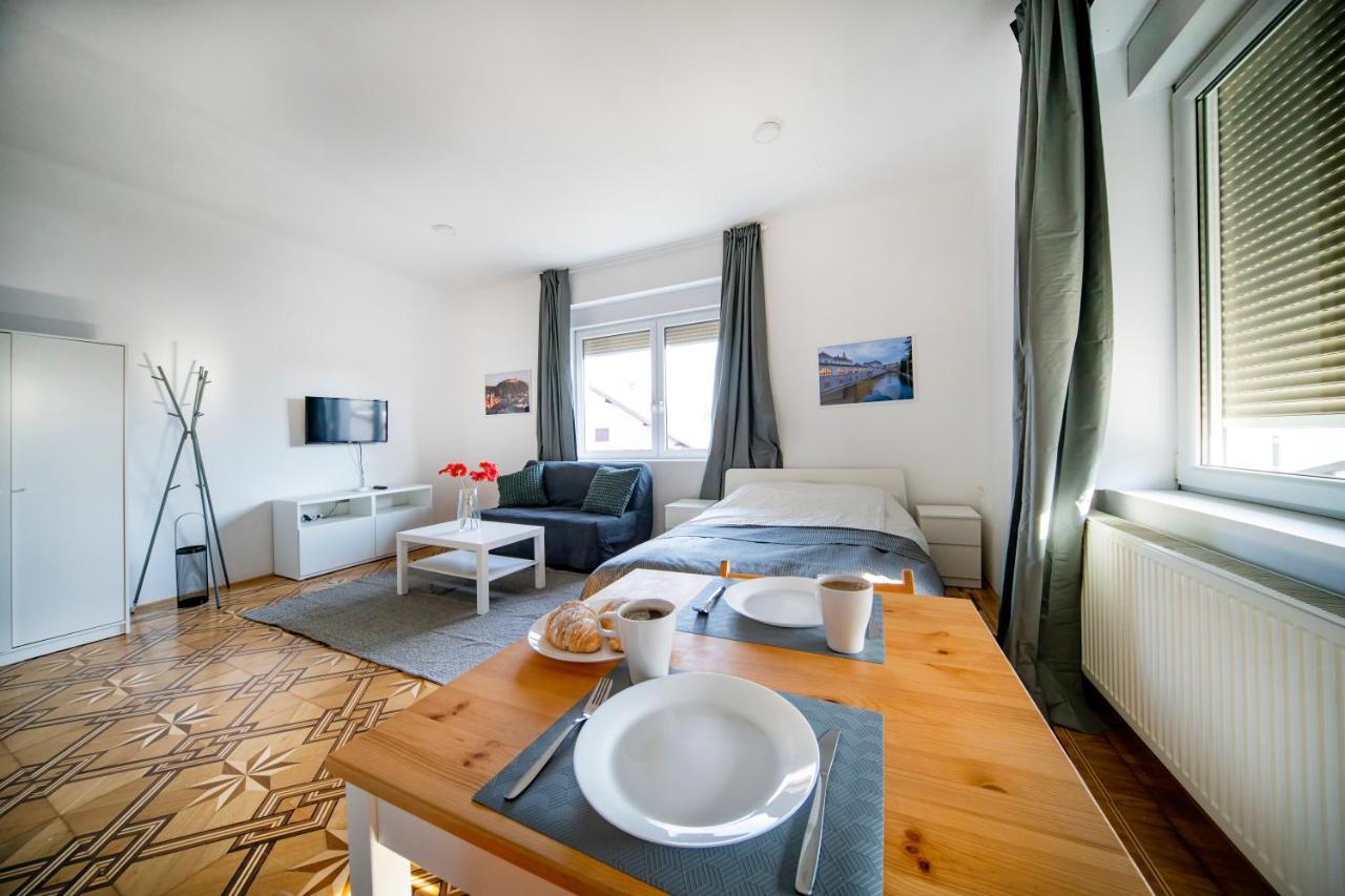 P & B Apartment Ljubljana Kültér fotó